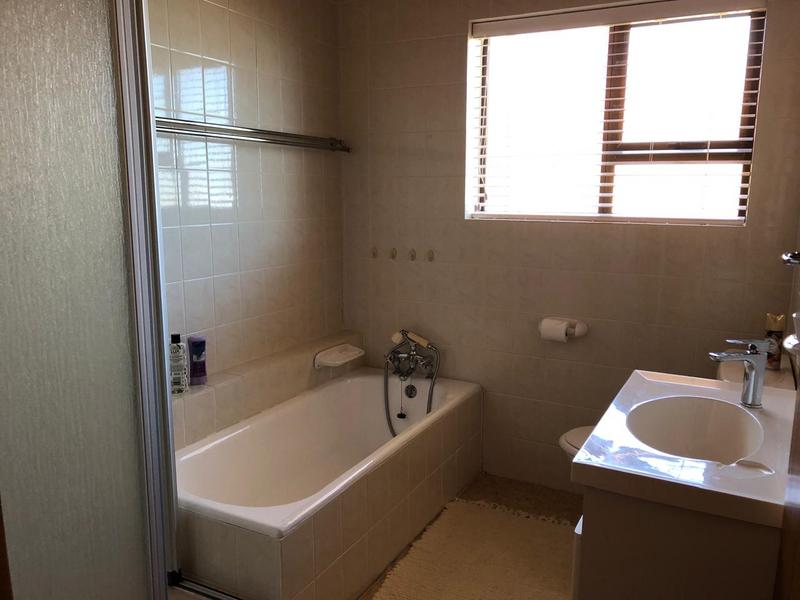 5 Bedroom Property for Sale in Franskraal Western Cape